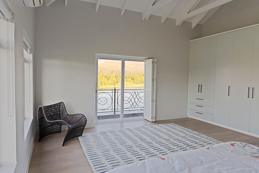 5 Bedroom Property for Sale in Val De Vie Estate Western Cape